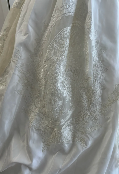 Romantic Square Neck Sequins Wedding Dress Short Sleeve Appliques A-Line Bridal Dress GG7581