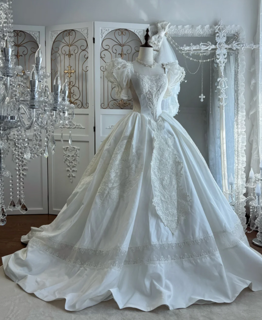 Romantic Square Neck Sequins Wedding Dress Short Sleeve Appliques A-Line Bridal Dress GG7581