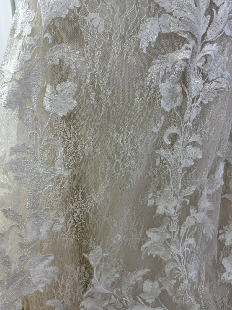 Classical Off The Shoulder Wedding Dress Appliques Sequins Mermaid Bridal Dress GG7586