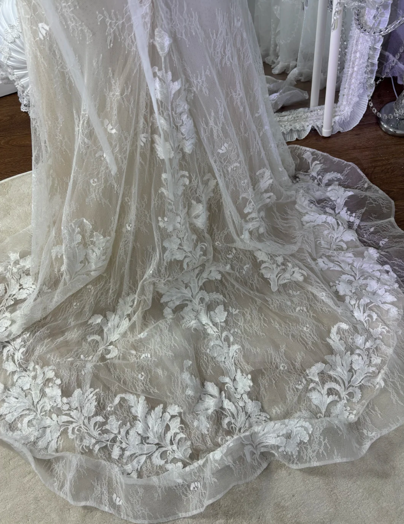 Classical Off The Shoulder Wedding Dress Appliques Sequins Mermaid Bridal Dress GG7586