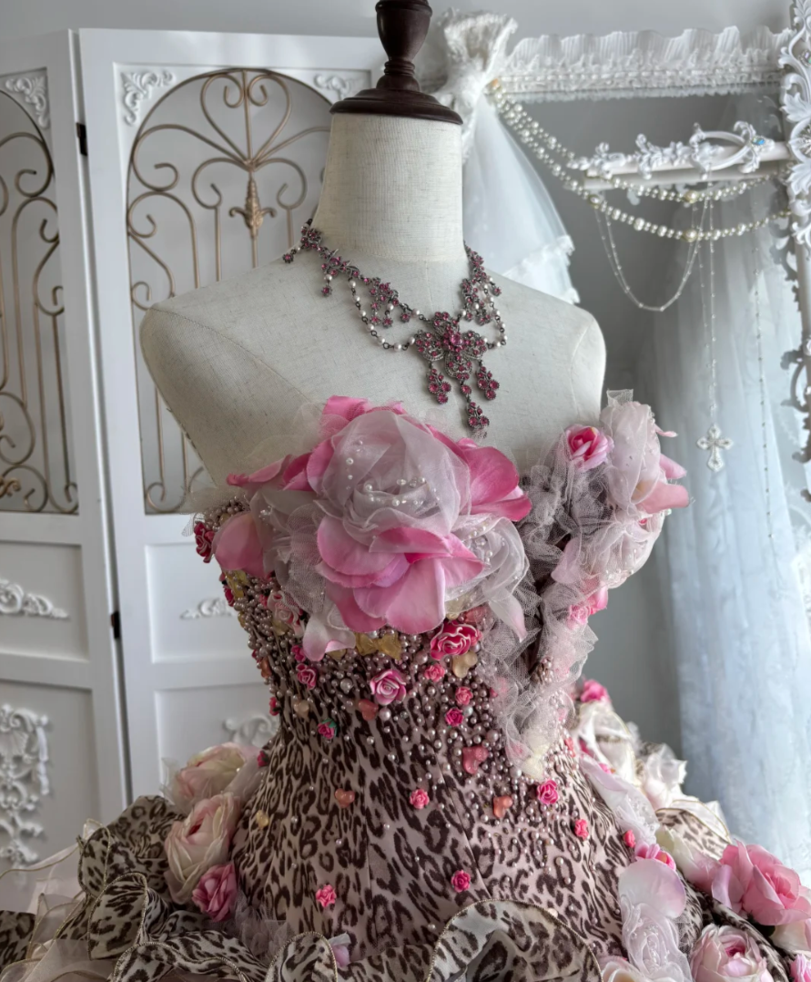 Voluminous Strapless Leopard Prom Dress Beads Appliques Ruffles A-Line Evening Dress GG7587