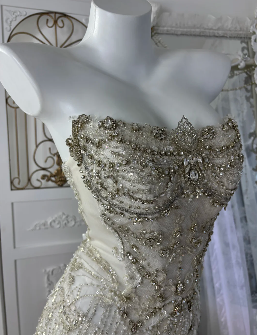 Elegant Strapless Beading Wedding Dress Sequins Tulle Mermaid Bridal Dress GG7589