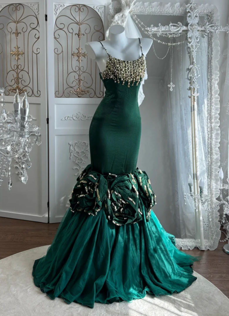 Charming Spaghetti Straps Prom Dress Green Handmade Flowers Beading Mermaid Evening Dress GG7590