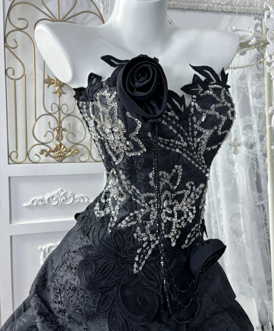 Gothic Strapless Black Prom Dress Sequins Ruffles A-Line Evening Dress GG7604