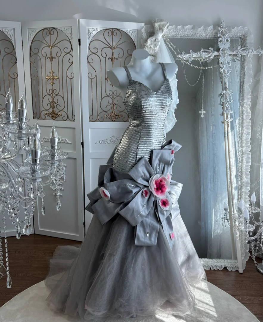 Retro Spaghetti Straps Gray Prom Dress Sequins Flower Tulle Mermaid Evening Dress GG7606