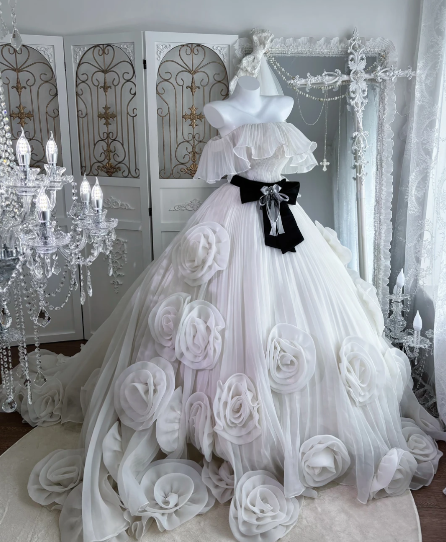 Vintage Off The Shoulder Wedding Dress Handmade Flowers Tulle A-Line Bridal Dress GG7609