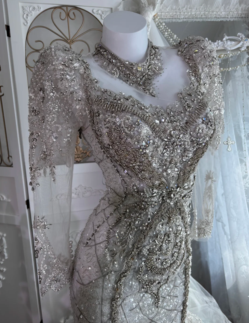 Exquisite Illusion Neck Wedding Dress Long Sleeve Beading Mermaid Bridal Dress GG7612