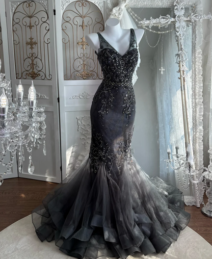 Vintage V Neck Black Prom Dress Beading Mermaid Evening Dress GG7614