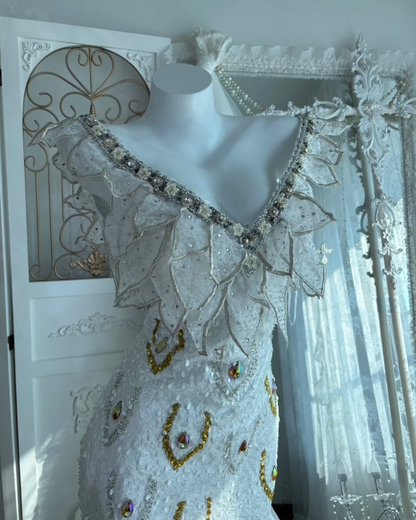 Exquisite V Neck White Prom Dress Crystals Sequins Mermaid Evening Dress GG7616