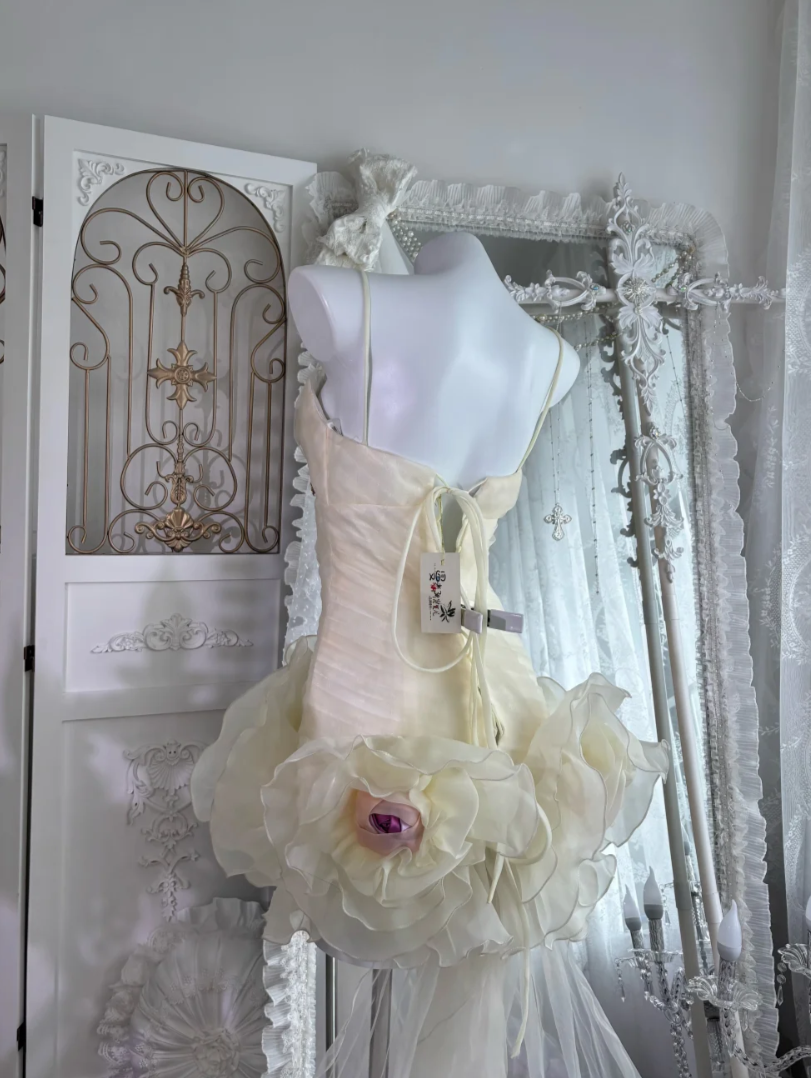 Lovely Spaghetti Straps Homecoming Dress Apricot Crystals Flowers A-Line Birthday Dress GG7618