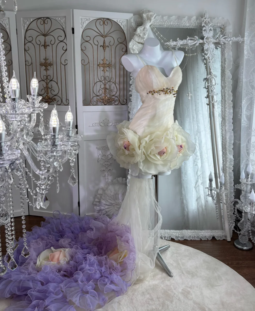 Lovely Spaghetti Straps Homecoming Dress Apricot Crystals Flowers A-Line Birthday Dress GG7618