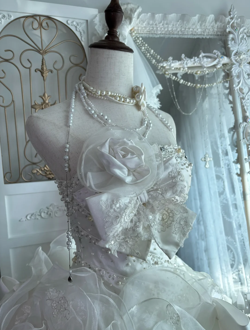 Romantic Strapless Wedding Dress Bows Flowers Beads A-Line Bridal Dress GG7620