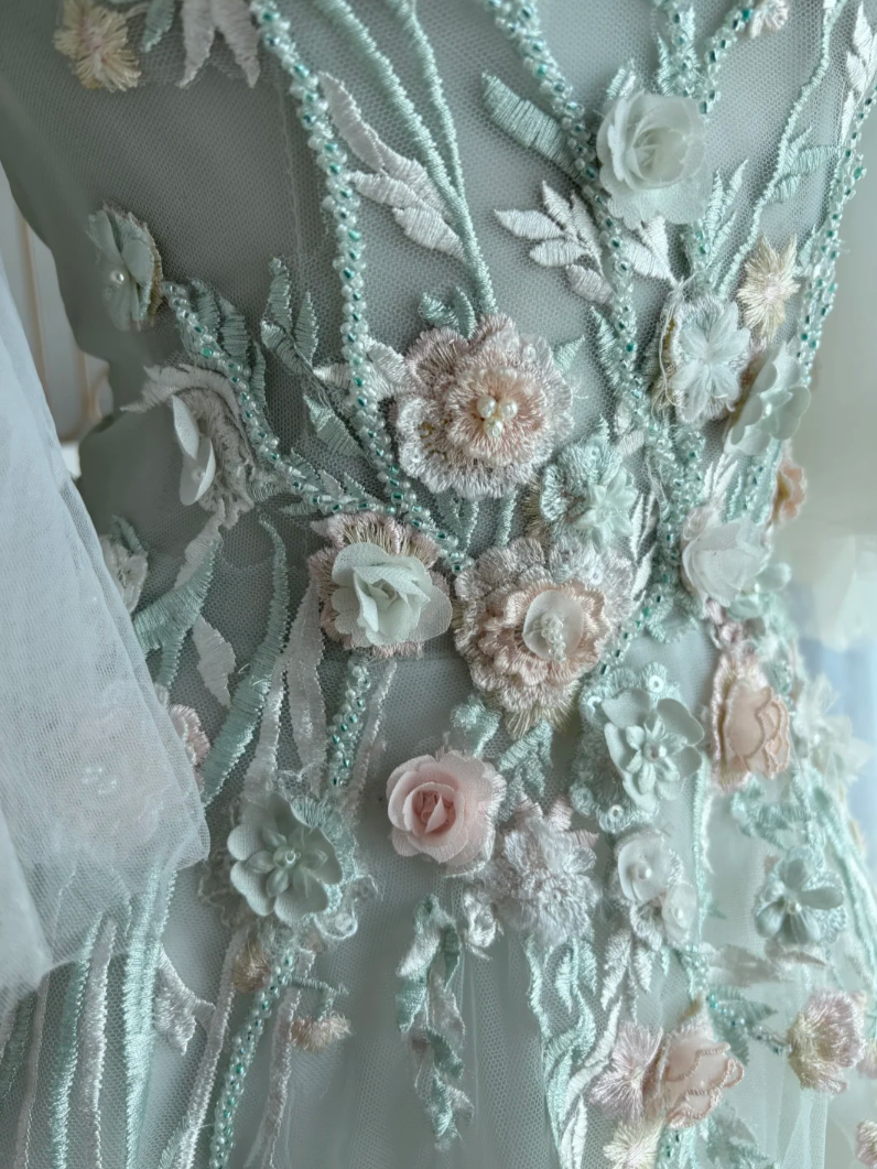 Ethereal Off The Shoulder Green Prom Dress Appliques Beads Tulle A-Line Evening Dress GG7625