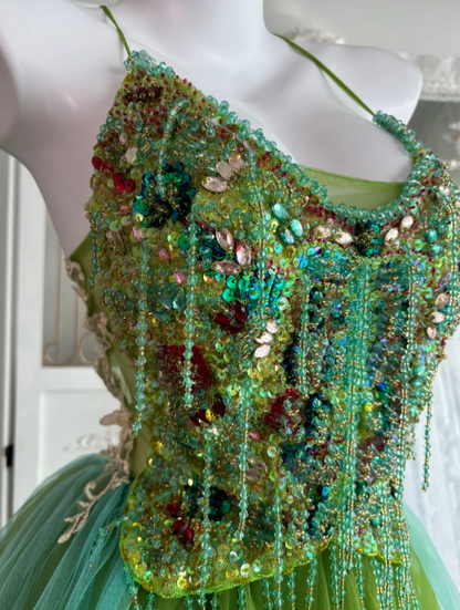 Vibrant Halter Neck Sequins Prom Dress Green Tulle A-Line Evening Dress GG7636