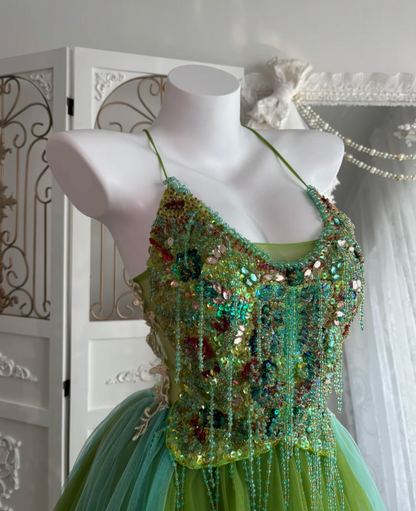 Vibrant Halter Neck Sequins Prom Dress Green Tulle A-Line Evening Dress GG7636