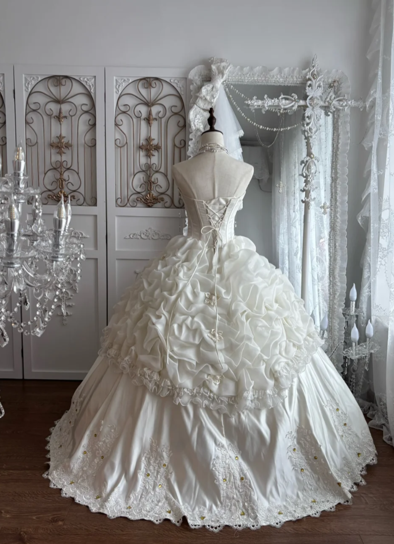 Unique Strapless Wedding Dress Rhinestones Appliques A-Line Bridal Dress GG7664