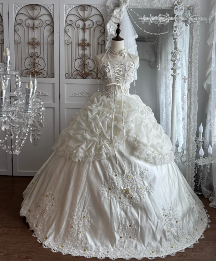 Unique Strapless Wedding Dress Rhinestones Appliques A-Line Bridal Dress GG7664