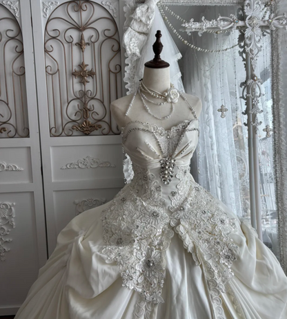 Graceful Strapless Wedding Dress Rhinestones Appliques A-Line Bridal Dress GG7665