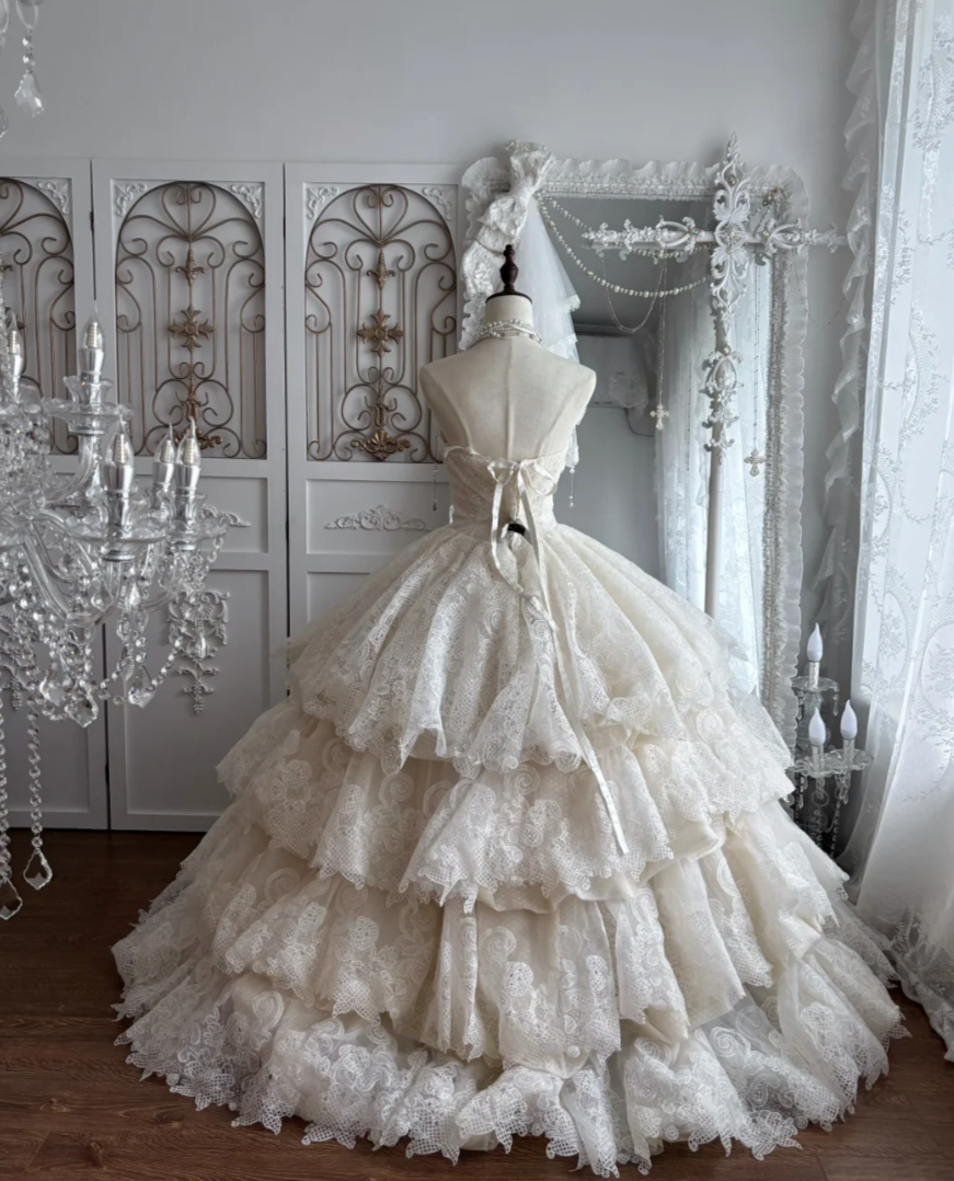 Glam Strapless Wedding Dress Lace Tiered A-Line Bridal Dress GG7669