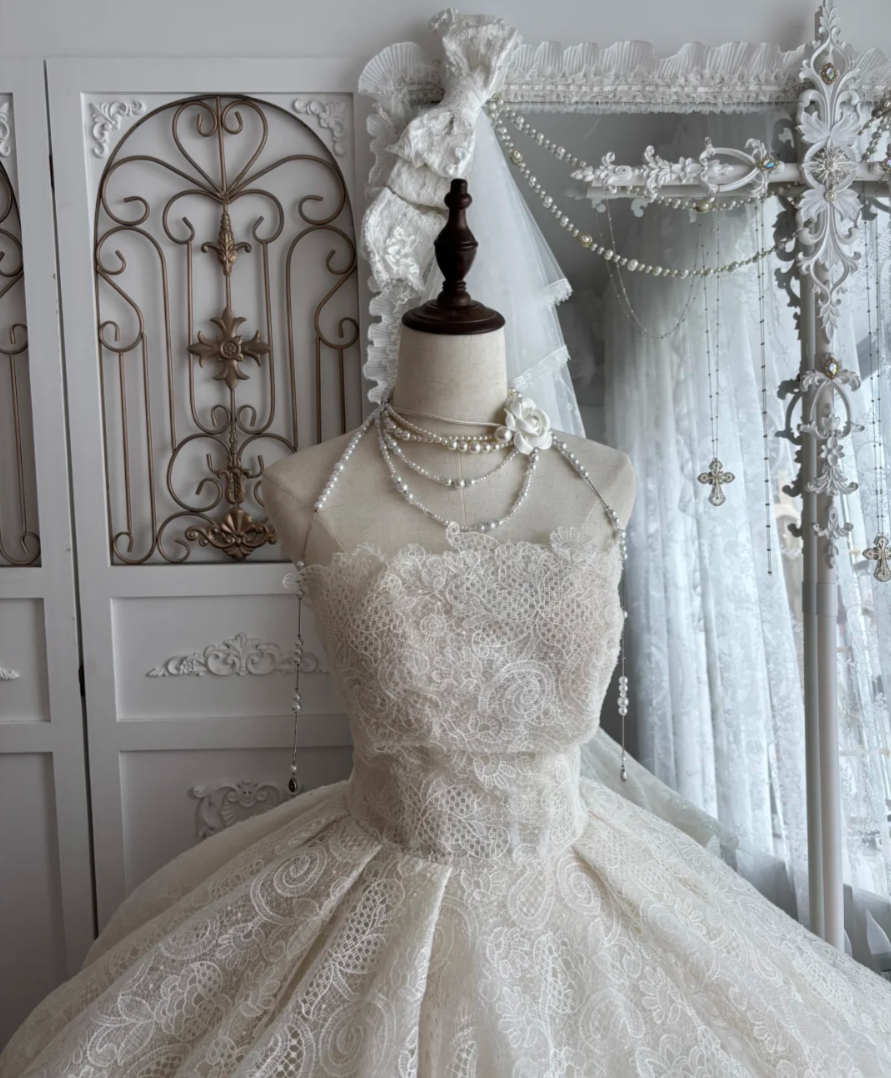 Glam Strapless Wedding Dress Lace Tiered A-Line Bridal Dress GG7669