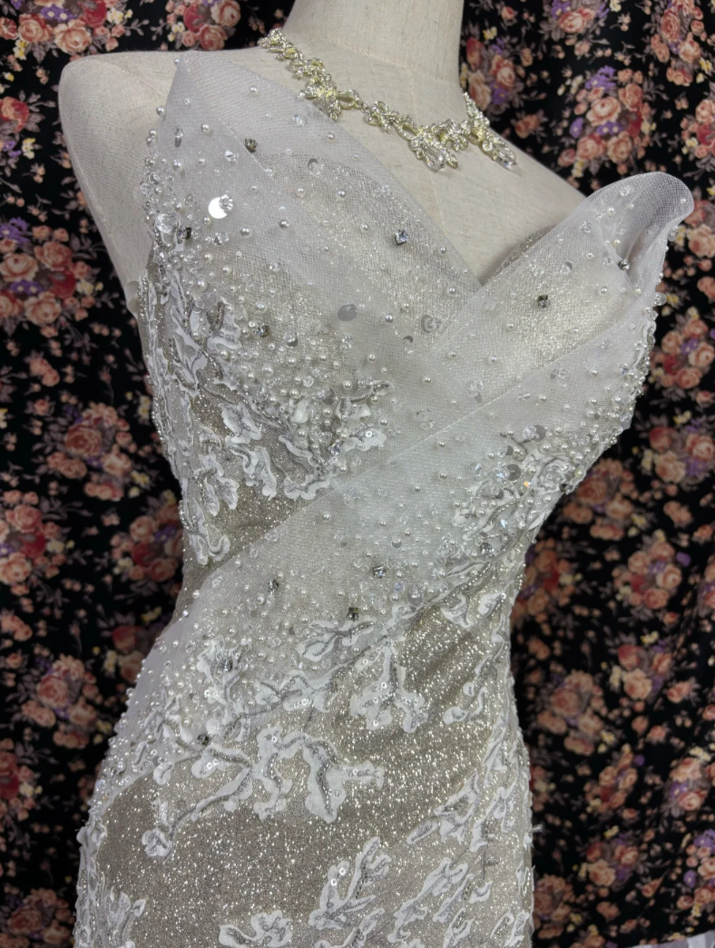 Alluring Strapless Beading Wedding Dress Sequins Tulle Mermaid Bridal Dress GG7671