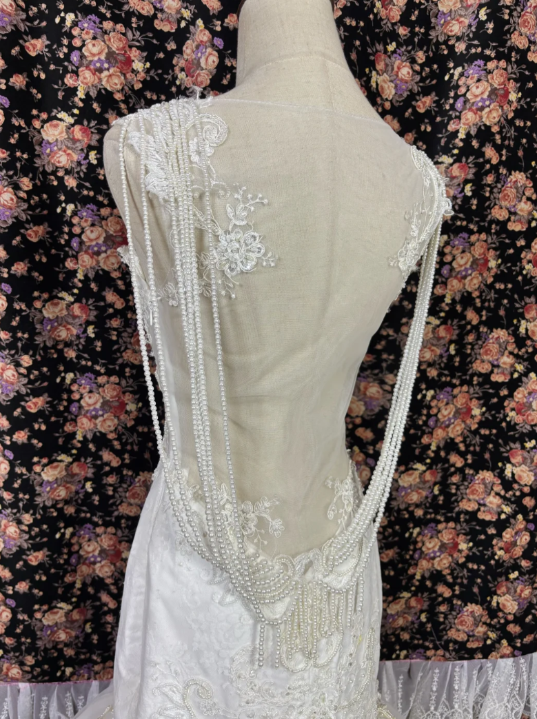 Trendy Square Neck Wedding Dress Appliques Beading Mermaid Bridal Dress GG7674