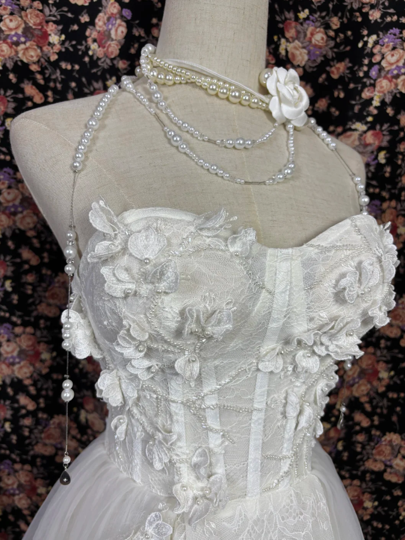 Romantic Strapless Lace Homecoming Dress Appliques Tulle A-Line Birthday Dress GG7676