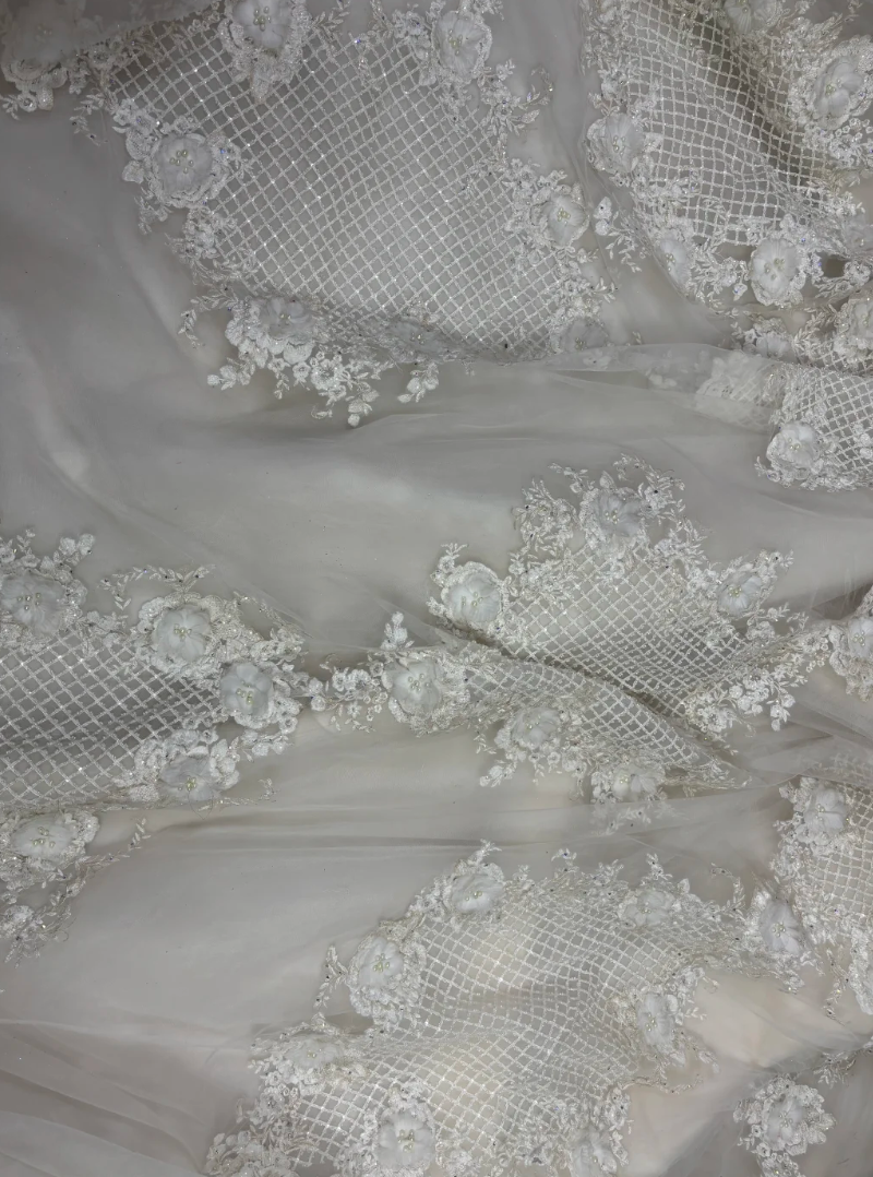 Classical Off The Shoulder Wedding Dress Beading Sequins A-Line Bridal Dress GG7677