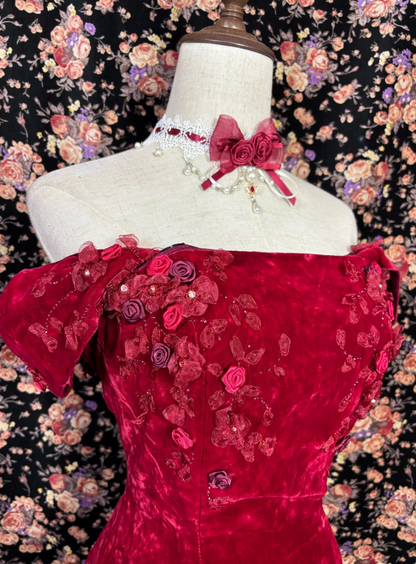 Charming Off The Shoulder Prom Dress Red Appliques Velvet A-Line Evening Dress GG7679