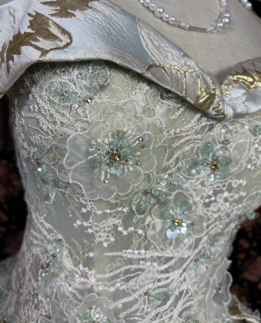 Fascinating Off The Shoulder Prom Dress Silver Appliques Sequins A-Line Evening Dress GG7680