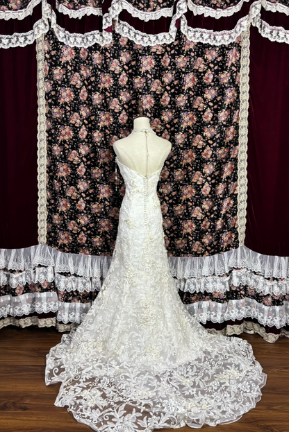 Ornate Strapless Wedding Dress Appliques Mermaid Bridal Dress GG7684