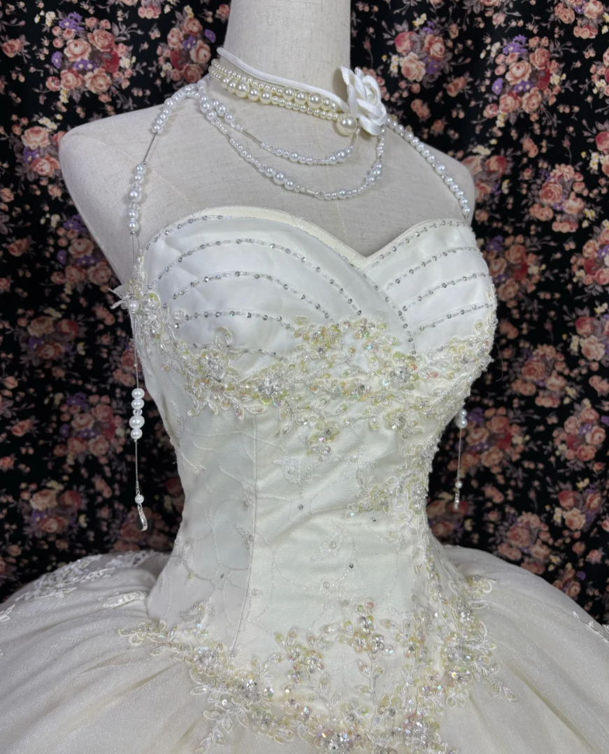 Cute Sweetheart Wedding Dress Appliques Sequins A-Line Bridal Dress GG7685