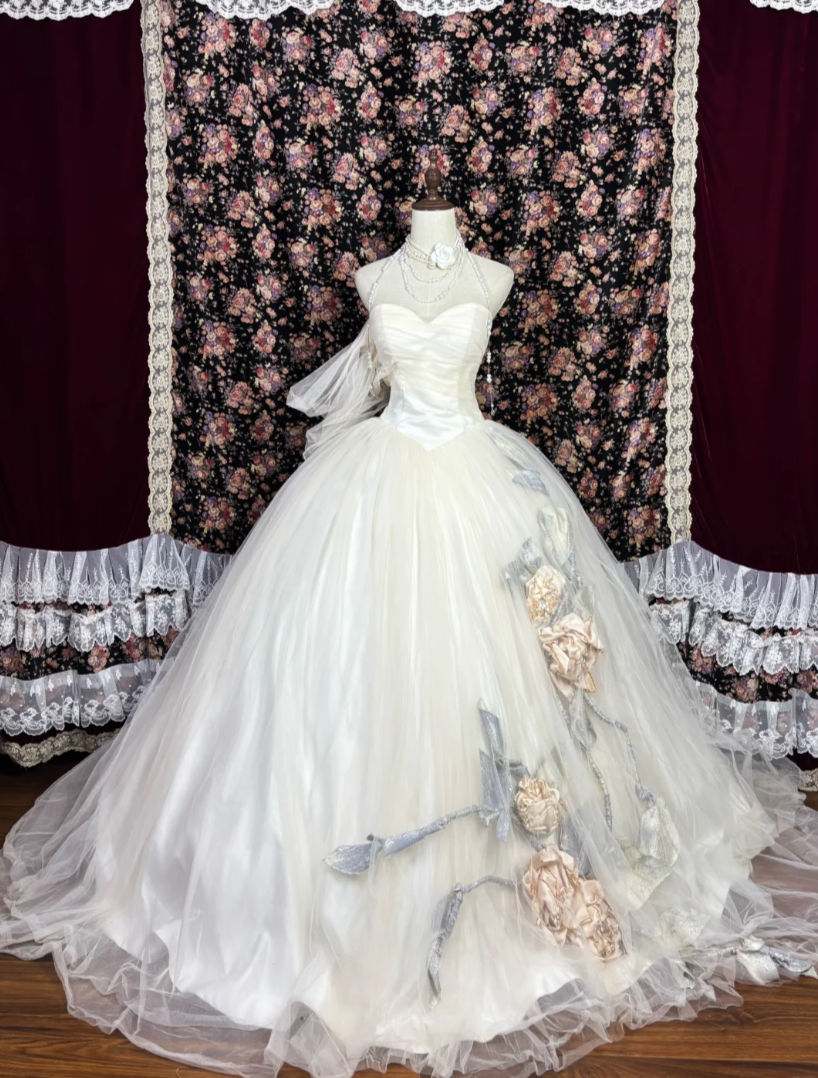 Romantic One Shoulder Wedding Dress Handmade Flowers Tulle A-Line Bridal Dress GG7686