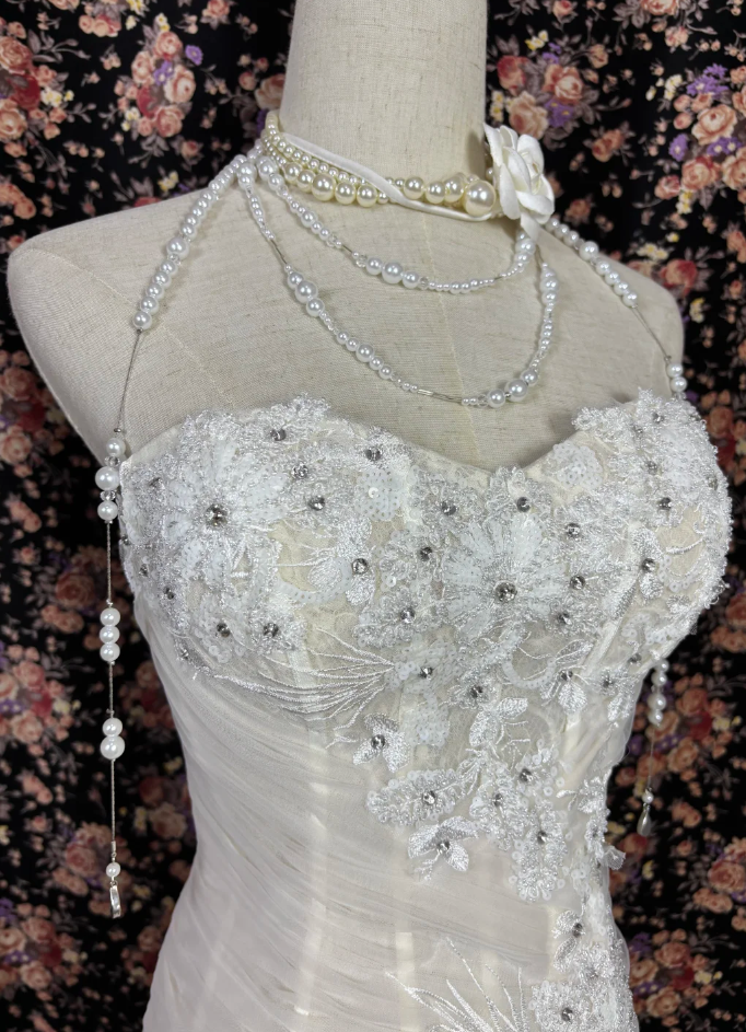 Classical Strapless Tiered Wedding Dress Appliques Slit Mermaid Bridal Dress GG7690
