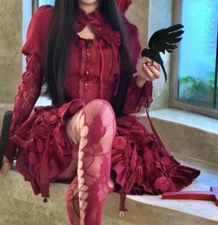 Alluring Long Sleeve Homecoming Dress Red Floral Tiered A-Line Birthday Dress GG7703