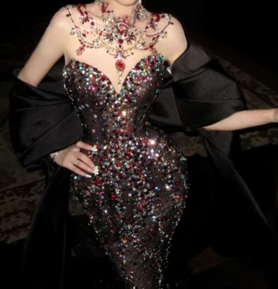 Gorgeous Illusion Neck Prom Dress Black Crystals Beading Mermaid Evening Dress GG7724