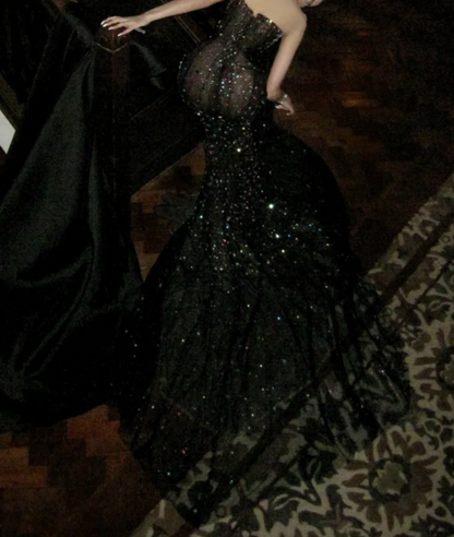 Gorgeous Illusion Neck Prom Dress Black Crystals Beading Mermaid Evening Dress GG7724