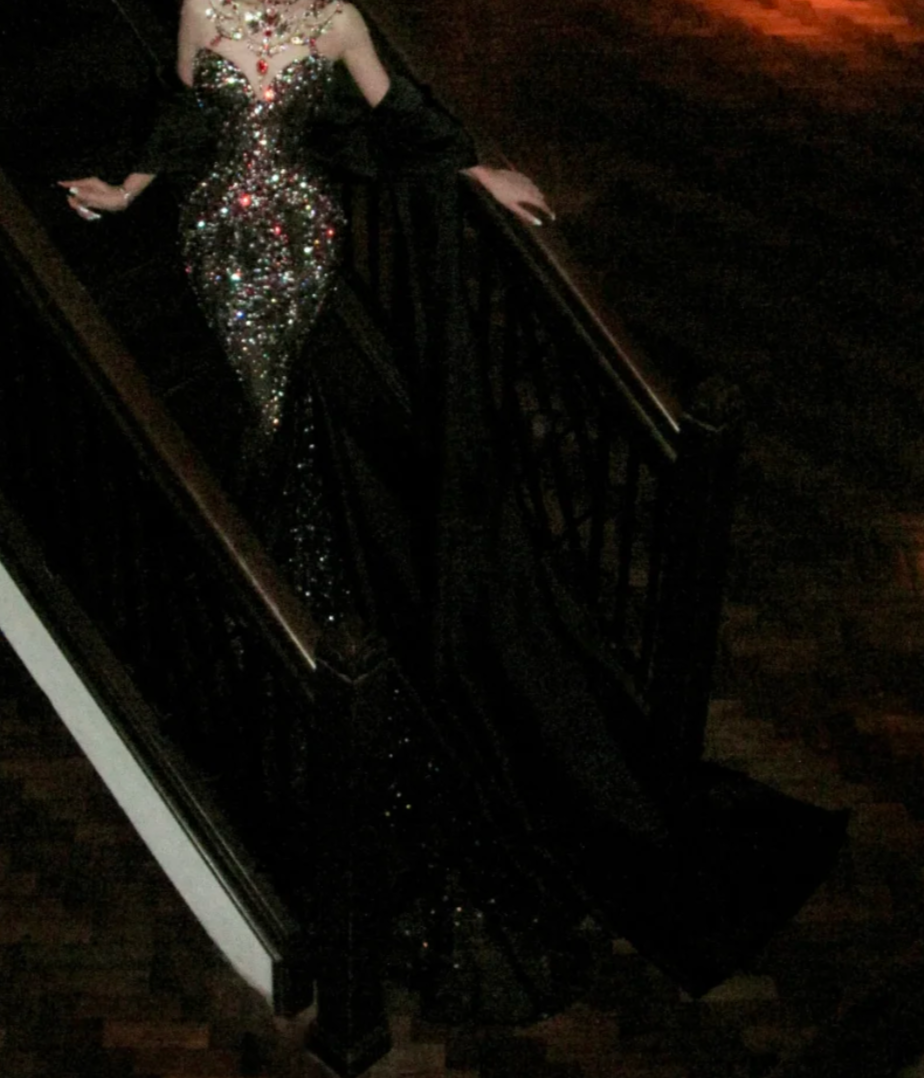 Gorgeous Illusion Neck Prom Dress Black Crystals Beading Mermaid Evening Dress GG7724