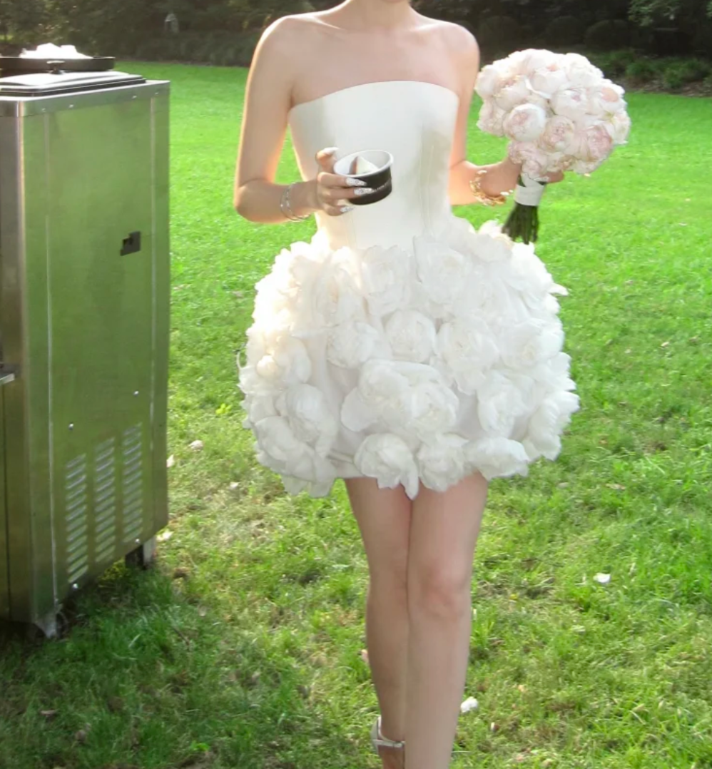 Graceful Strapless Homecoming Dress White Flowers A-Line Birthday Dress GG7727