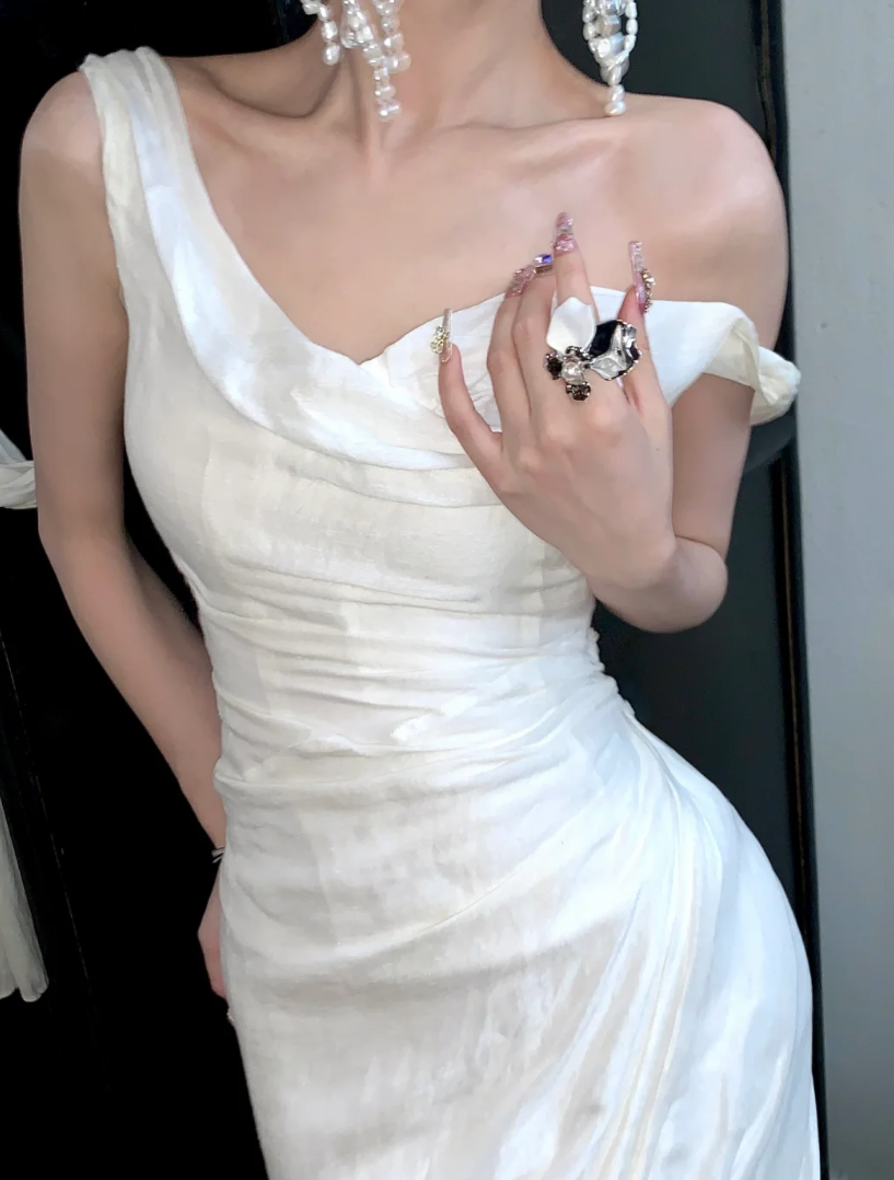 Gorgeous One Shoulder Wedding Dress Satin Mermaid Bridal Dress GG7747