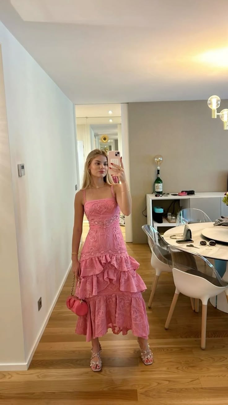 Vintage Spaghetti Straps Prom Dress Pink Appliques Ruffled A-Line Evening Dress GG7772