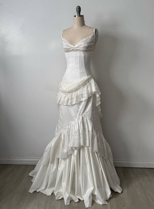 Romantic Spaghetti Straps Wedding Dress Lace Satin Mermaid Bridal Dress GG7787