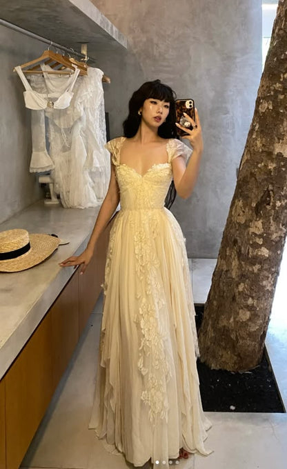 Dreamy Square Neck Prom Dress Appliques Ruffles A-Line Evening Dress GG7792
