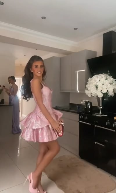 Playful Spaghetti Straps Homecoming Dress Pink Jacquard Tiered A-Line Birthday Dress GG7819