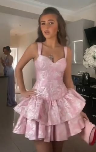 Playful Spaghetti Straps Homecoming Dress Pink Jacquard Tiered A-Line Birthday Dress GG7819