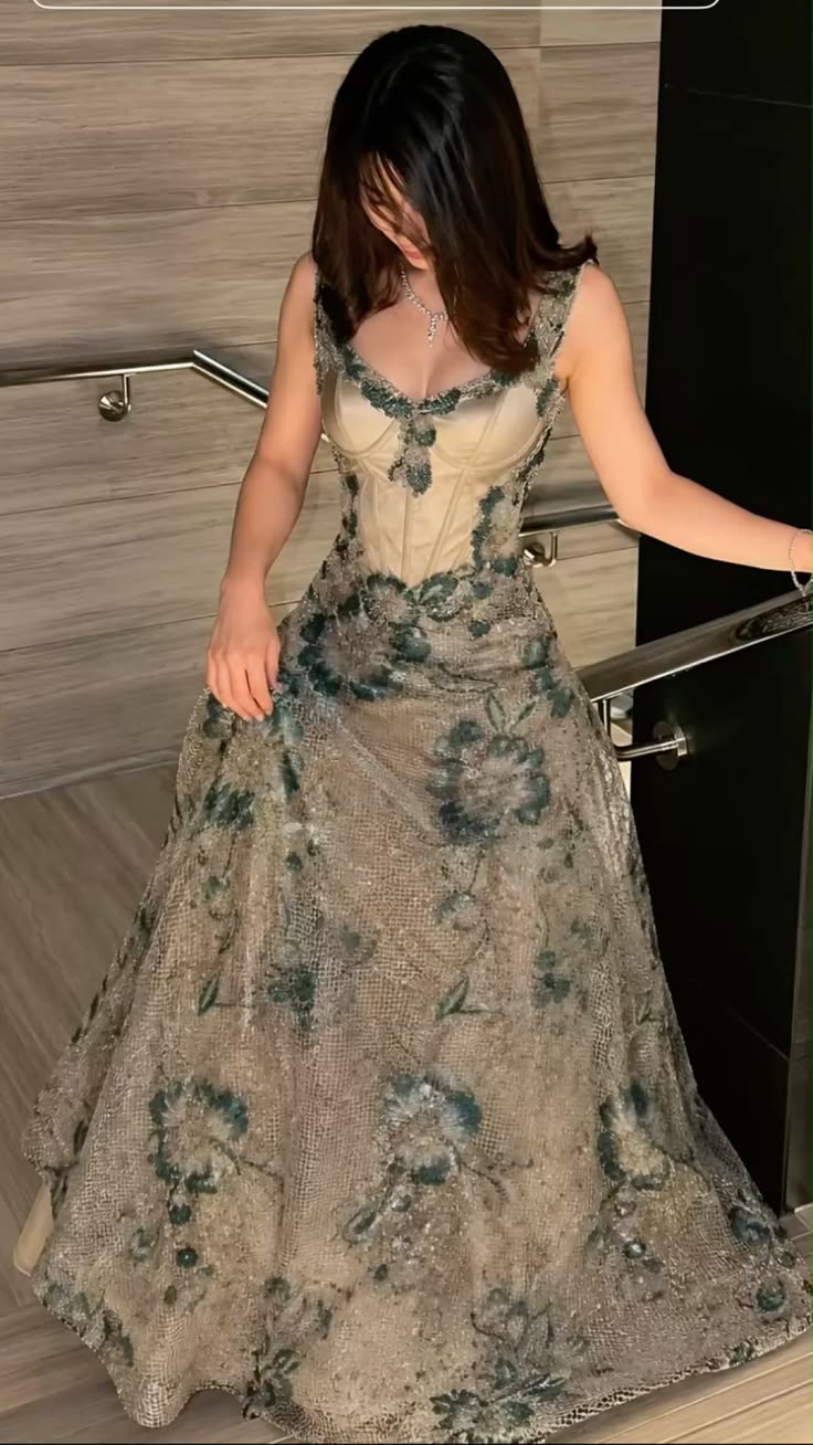 Charming Spaghetti Straps Prom Dress Green Sequins Floral A-Line Evening Dress GG7842