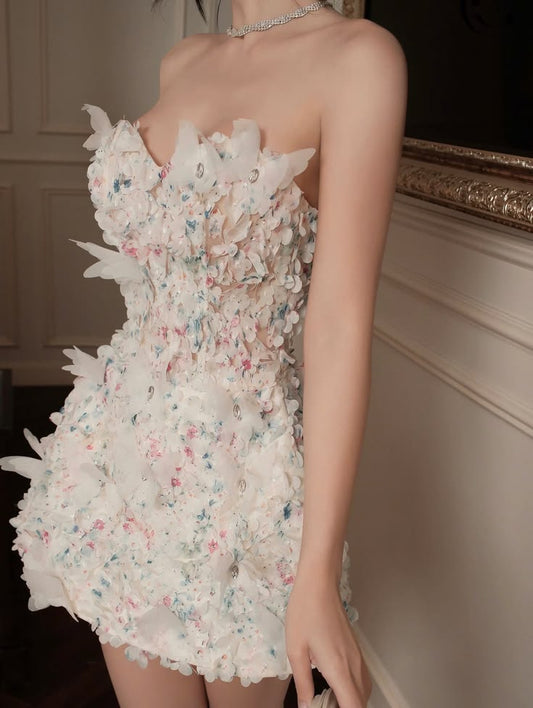 Romantic Strapless Homecoming Dress Appliques Crystals A-Line Birthday Dress GG7861