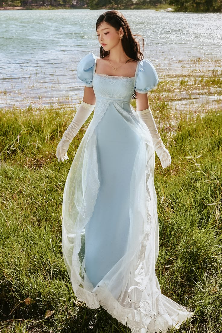 Ornate Square Neck Satin Prom Dress Short Sleeve Lace Tulle A-Line Evening Dress GG7878