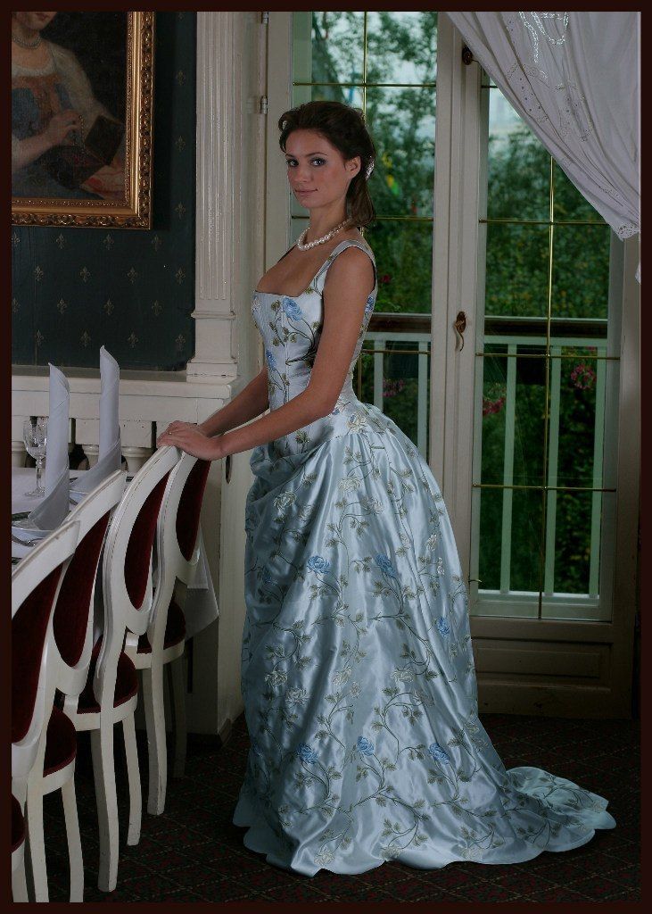 Attractive Spaghetti Straps Prom Dress Blue Floral Sequins A-Line Evening Dress GG7898