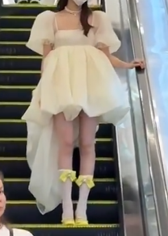 Classical Square Neck Homecoming Dress Yellow Short Sleeve A-Line Birthday Dress GG7910